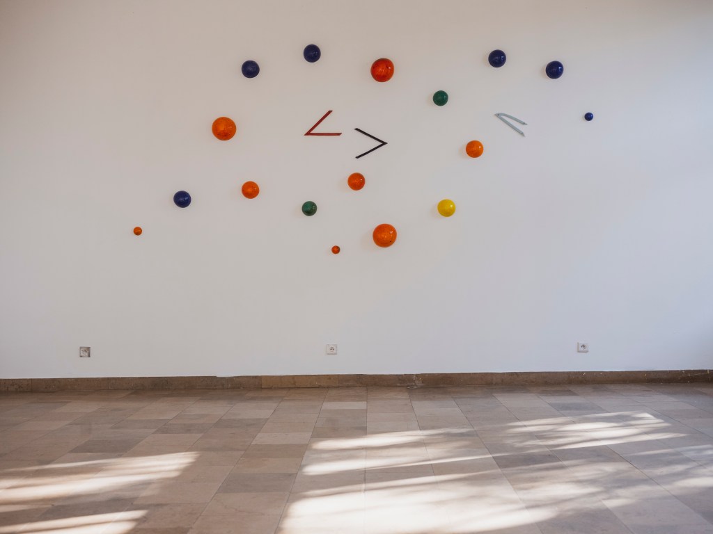 Wernisaż wystawy Alicji Bielawskiej "Powracające punkty w sieci promieni", Muzeum im. Przypkowskich w Jędrzejowie, 14 .06,2025, fot. Leszek Kowalski